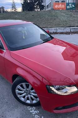 Седан Audi A4 2012 в 
