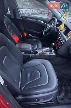 Седан Audi A4 2012 в 