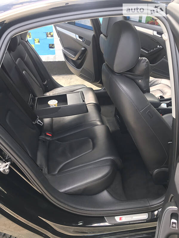 Седан Audi A4 2013 в Одессе