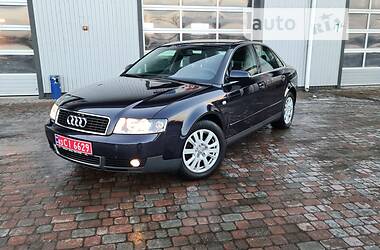 Седан Audi A4 2003 в Сарнах