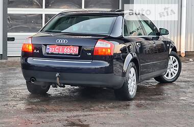 Седан Audi A4 2003 в Сарнах