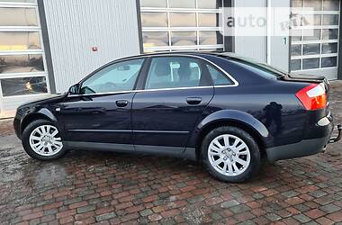 Седан Audi A4 2003 в Сарнах