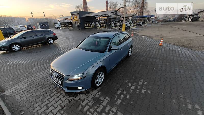 Універсал Audi A4 2009 в Чернівцях