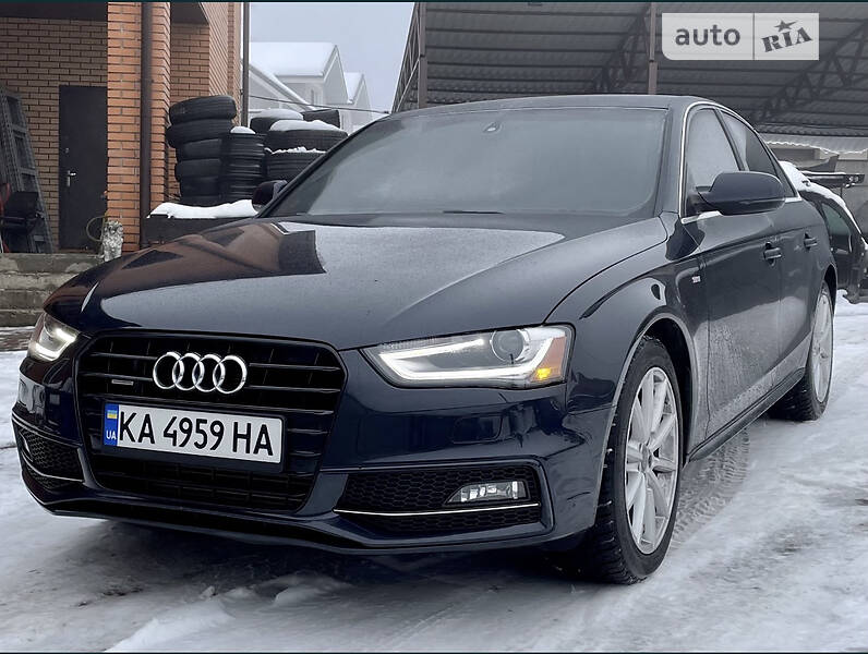 Седан Audi A4 2013 в Киеве
