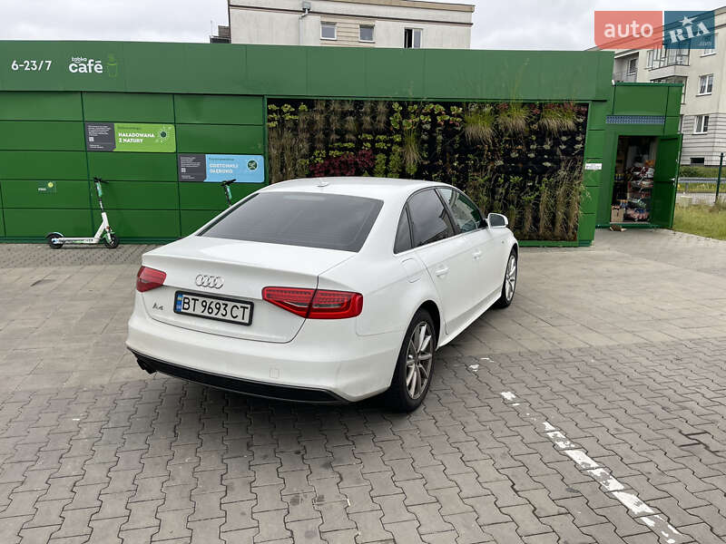 Седан Audi A4 2014 в Херсоне