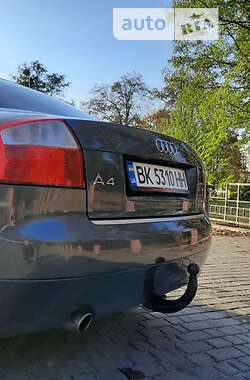 Седан Audi A4 2003 в Владимирце