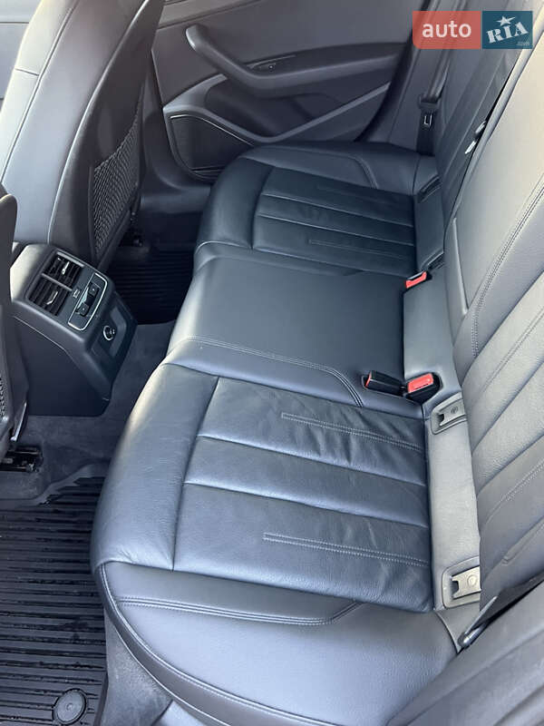 Седан Audi A4 2018 в Каменском