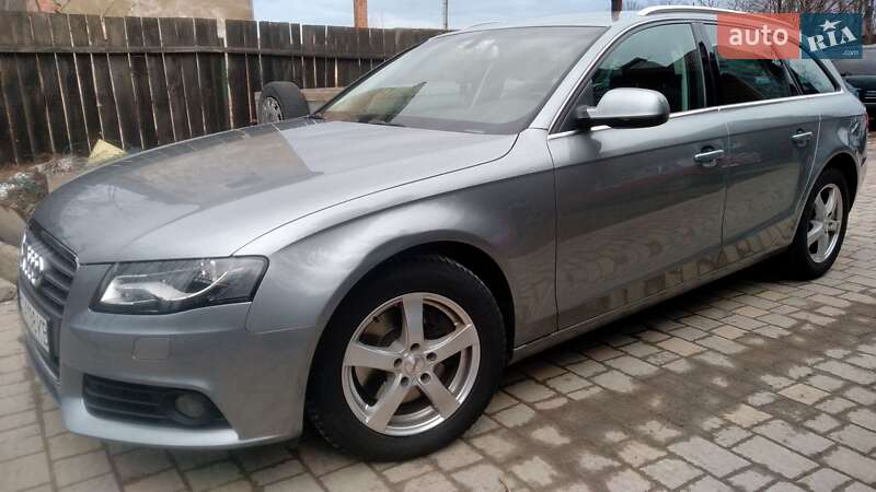 Универсал Audi A4 2010 в Бориславе