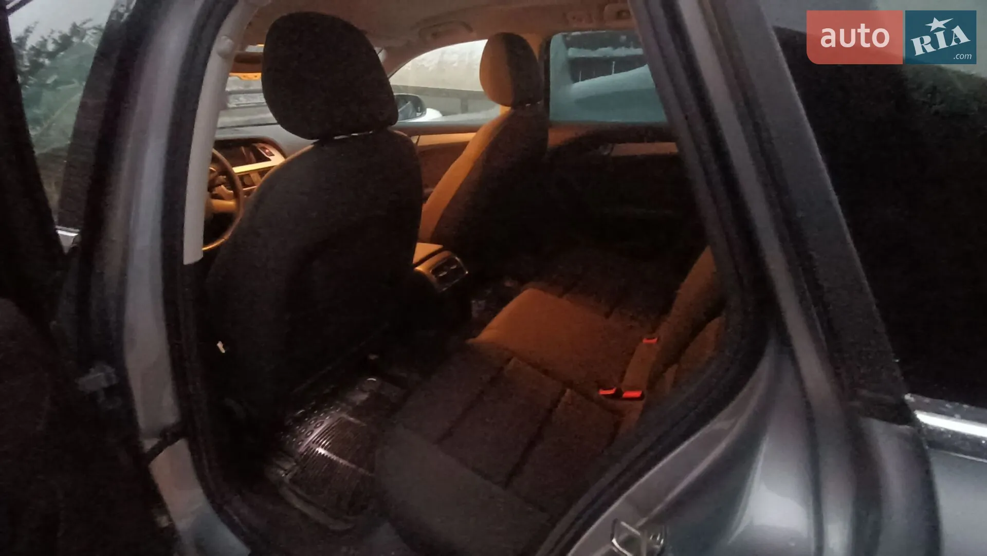 2010 Audi A4 - мініатюра 15
