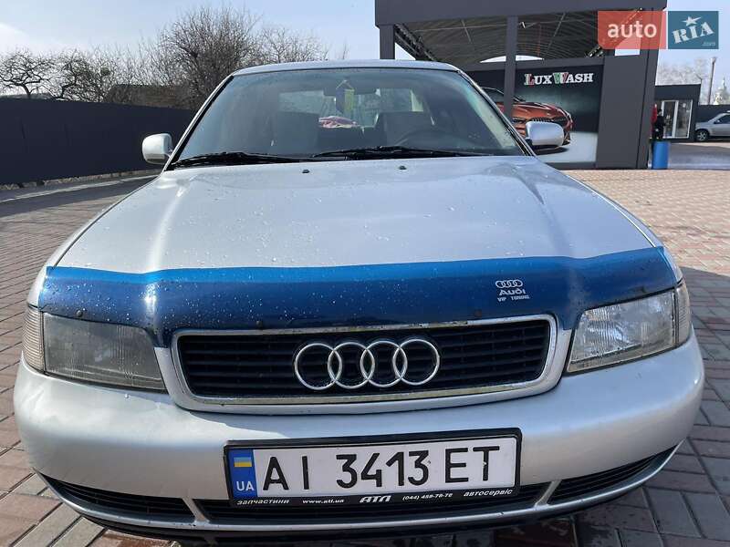Седан Audi A4 1996 в Переяславі