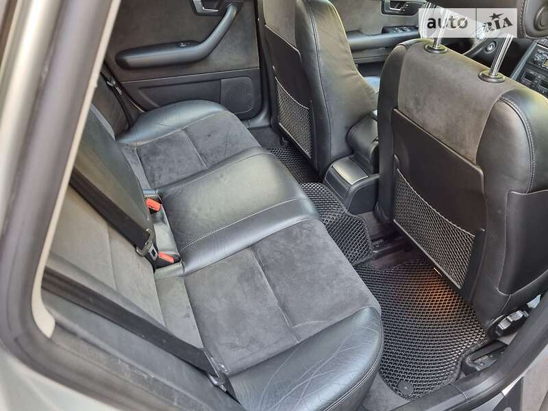 Седан Audi A4 2004 в Ивано-Франковске