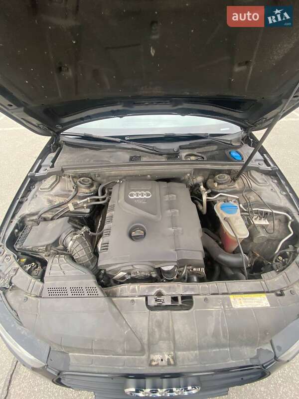 Седан Audi A4 2012 в Киеве