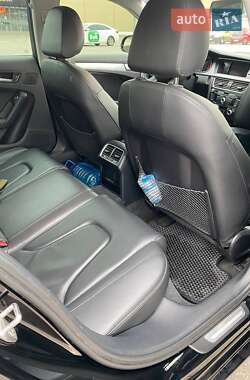 Седан Audi A4 2012 в 