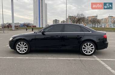 Седан Audi A4 2012 в Киеве