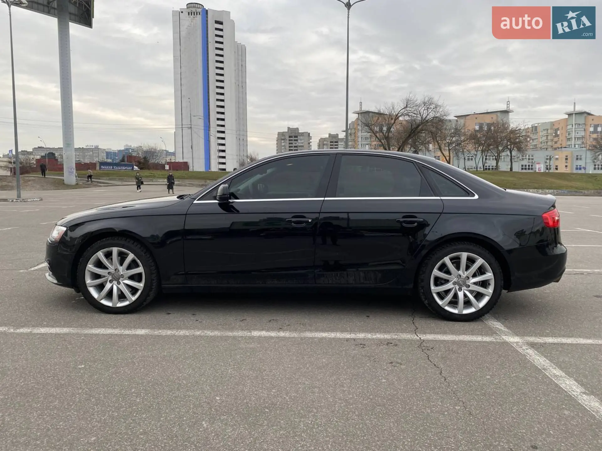 2012 Audi A4 - мініатюра 3