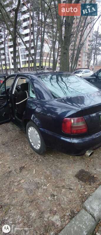 Седан Audi A4 1997 в Киеве