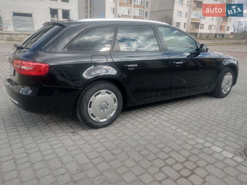 Універсал Audi A4 2013 в Самборі