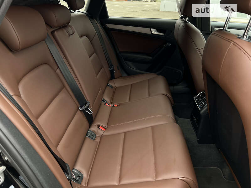 Универсал Audi A4 2014 в Киеве