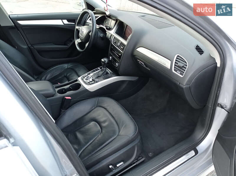 Седан Audi A4 2014 в Киеве