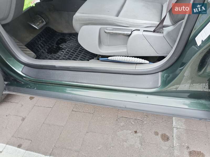 Седан Audi A4 2001 в Житомирі