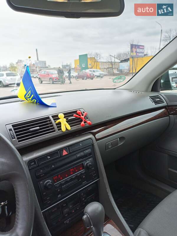 Седан Audi A4 2001 в Житомирі