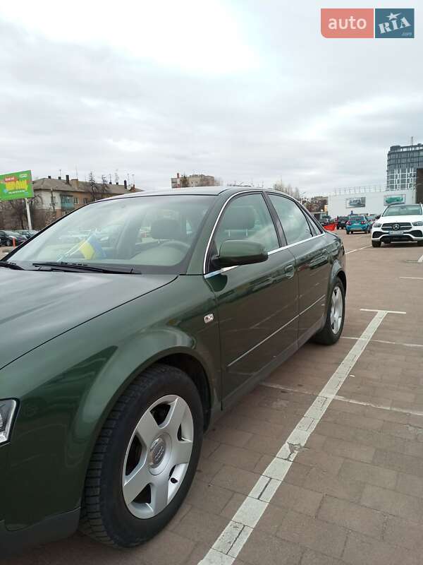 Седан Audi A4 2001 в Житомирі