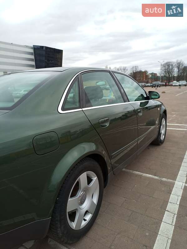 Седан Audi A4 2001 в Житомирі