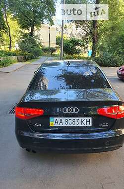 Седан Audi A4 2013 в Києві