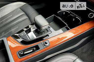 Седан Audi A4 2019 в 