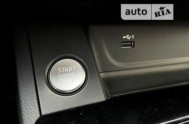 Седан Audi A4 2019 в 