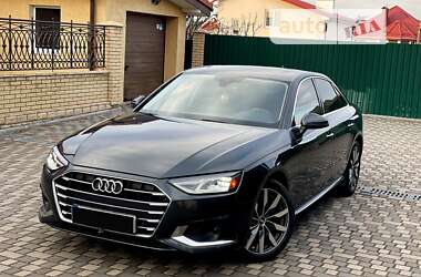 Седан Audi A4 2019 в 