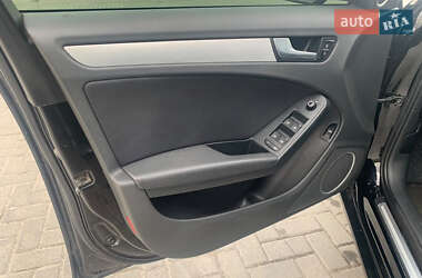 Седан Audi A4 2011 в Хусті
