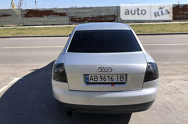 Седан Audi A4 2001 в 