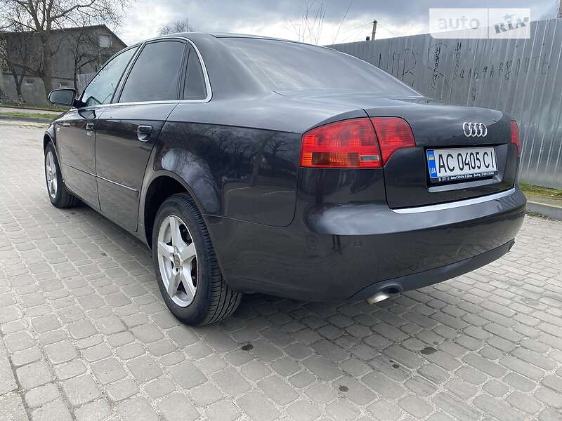 Седан Audi A4 2006 в Луцке