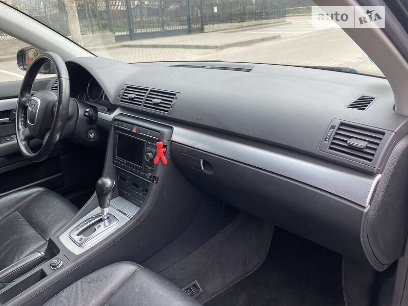 Седан Audi A4 2006 в Луцке