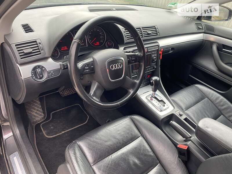 Седан Audi A4 2006 в Луцке