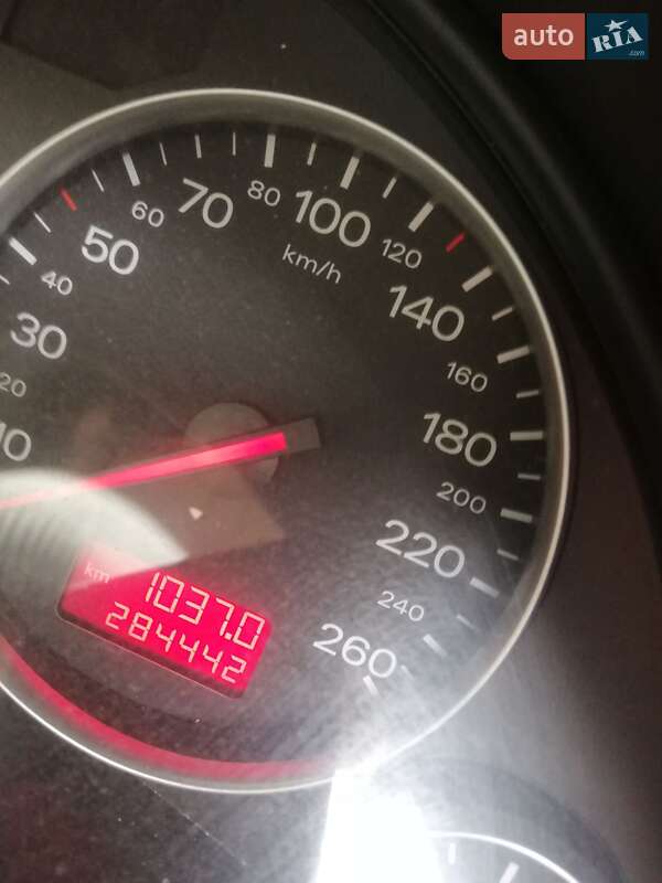 Універсал Audi A4 2001 в Одесі