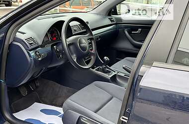 Седан Audi A4 2003 в 