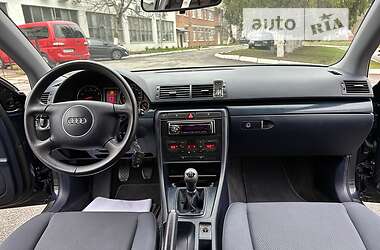 Седан Audi A4 2003 в 