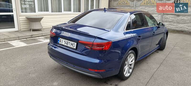 Седан Audi A4 2016 в Киеве