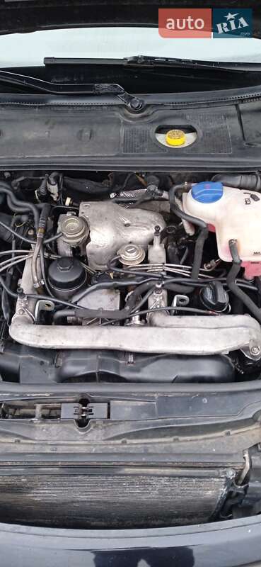 Универсал Audi A4 2001 в Ржищеве