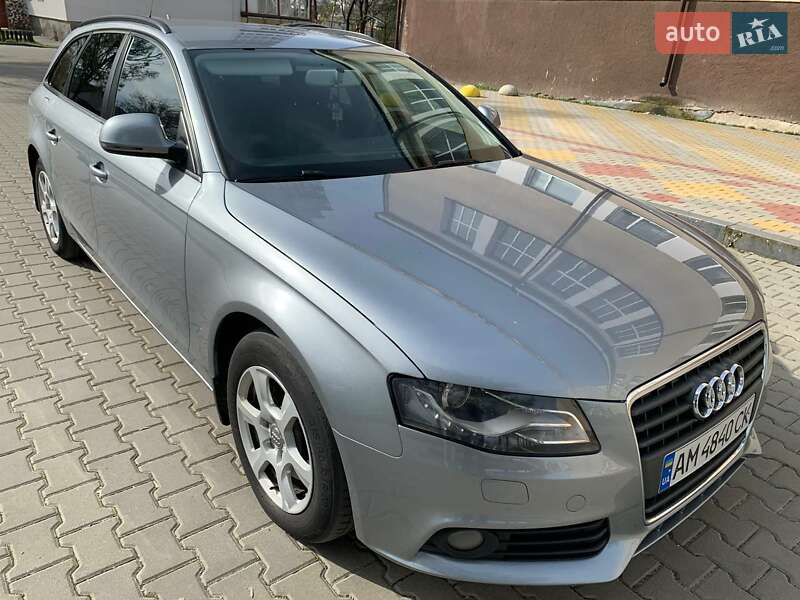 Универсал Audi A4 2009 в Звягеле