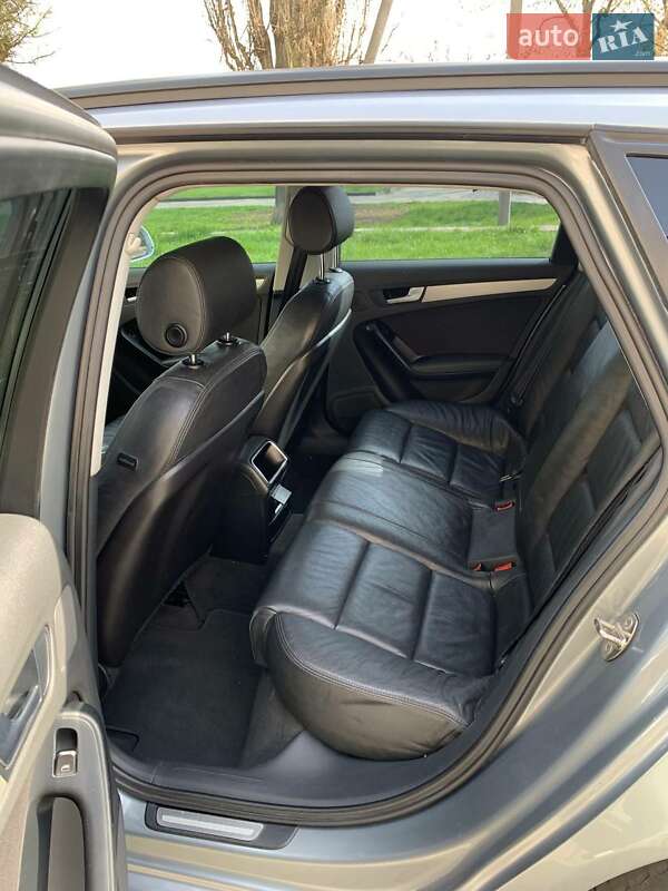 Универсал Audi A4 2009 в Звягеле