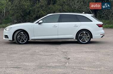Универсал Audi A4 2019 в 