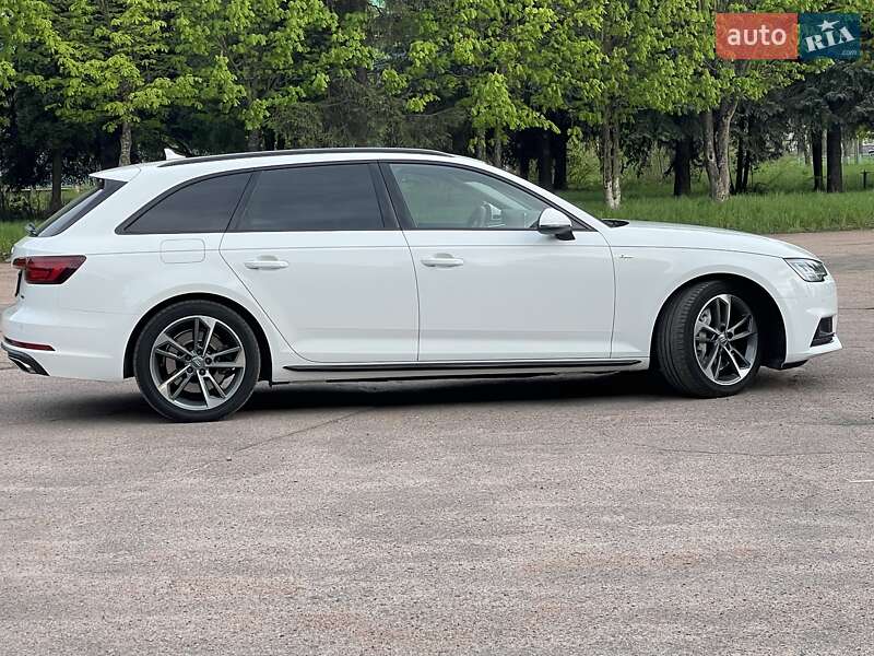 Универсал Audi A4 2019 в Житомире
