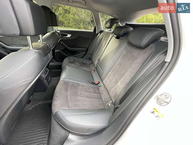 Универсал Audi A4 2019 в Житомире