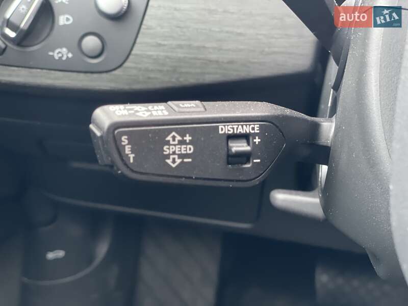 Универсал Audi A4 2019 в Житомире