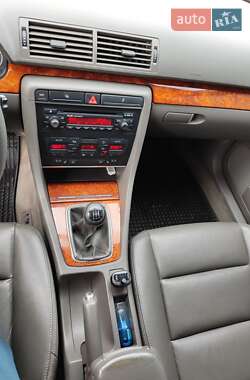 Седан Audi A4 2004 в Фастові