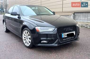Седан Audi A4 2012 в Ровно
