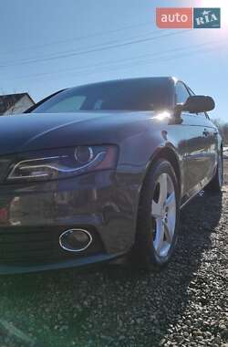 Седан Audi A4 2010 в Черновцах
